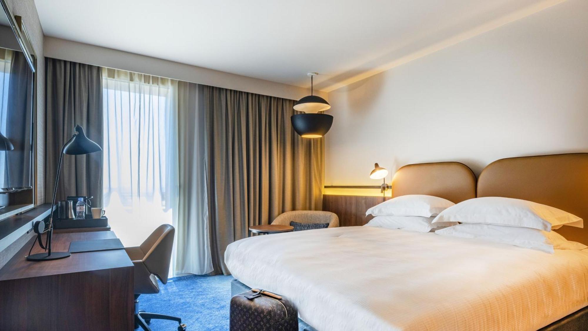 Hotel Crowne Plaza - - Grand Arenas By Ihg 4*