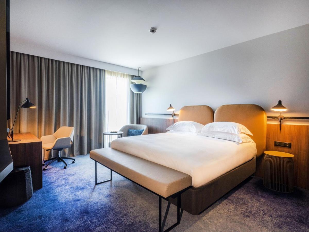 Hotel Crowne Plaza - - Grand Arenas By Ihg Nice